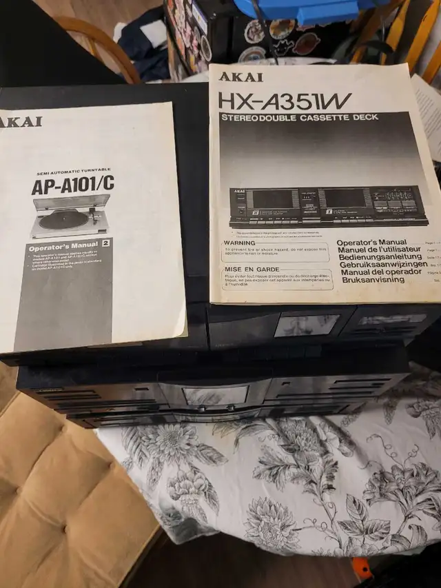 AKAI STEREO. FISCHER STEREO. RECEIVER. TURNTABLE. CASSETTE DECK. in Stereo Systems & Home Theatre in City of Toronto - Image 2