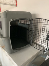 Sky kennel pet crate / carrier  30 to 50 lbs - $110 obo
