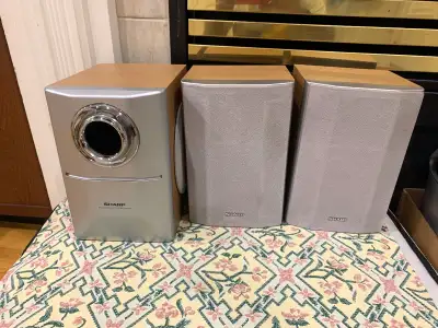 Sharp bookshelf stereo speakers and sub-buffer 6ohms x 30w, View more