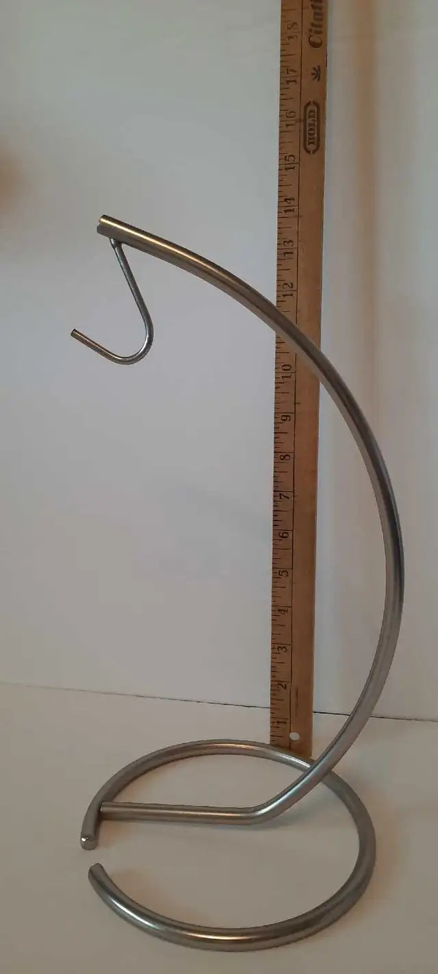 Metal Banana Hanger Stand572420863590420481