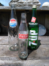 Vintage 1975 26.4 oz/ 750 ml Collectible Diet Pepsi Pop Bottle,