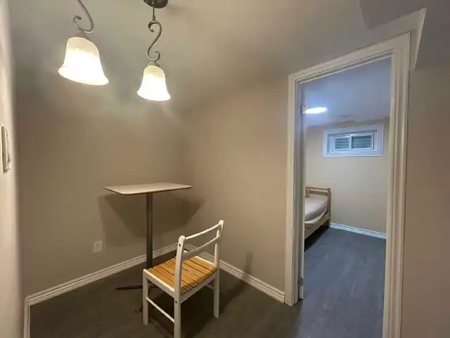 North York Rooms For Rent in Long Term Rentals in City of Toronto - Image 10