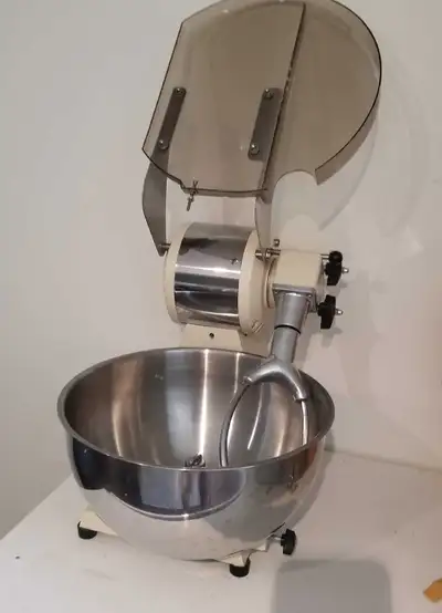 ALMOST NEW !! AROUND 1/2 PRICE Elevate your dough preparation with the Santos 10 L Dough Mixer, desi...
