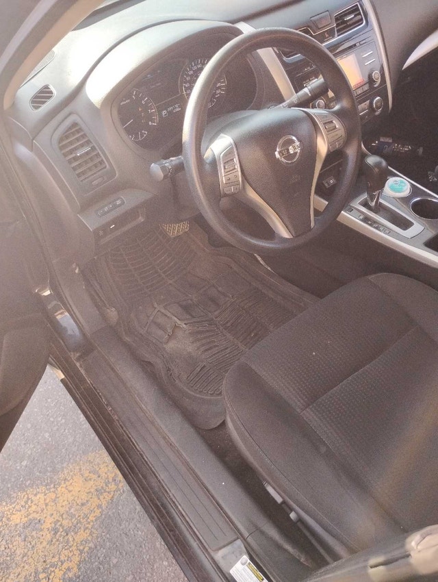 Nissan Altima S 2.5L — photo 5
