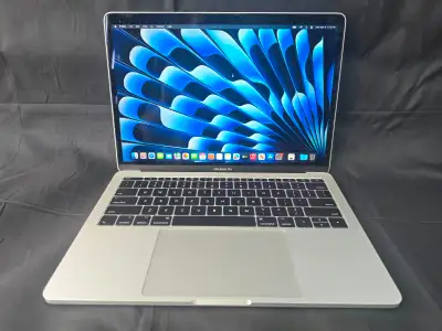Apple Macbook Pro Intel Core i5 2.3 Ghz 8 GB 256 GB, View more