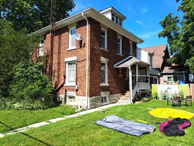 Bright, renovated one bedroom apartment with balcony. Second floor in a small four plex quite buildi...