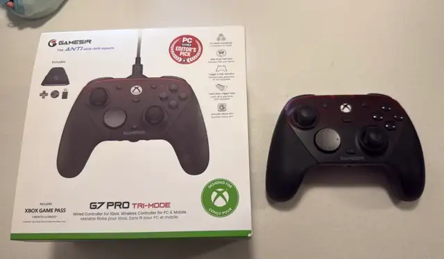 Gamesir G7 Xbox Controller in XBOX One in City of Montréal - Image 2