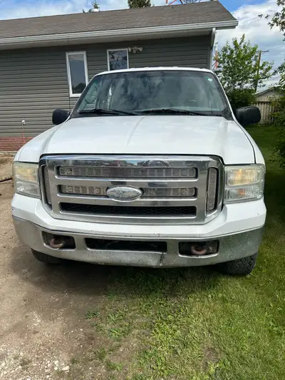 I got a 2006 ford f250 for sale daily driver 225870 km regular oil changes newer battery new brakes...