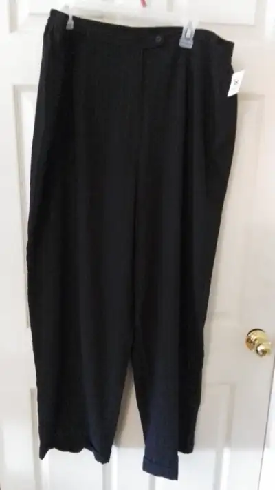 WOMAN'S BLACK SILVER STRIPE PANTS - SIZE 22   (2X), View more