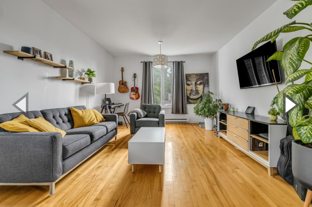 Grand logement 4½ à louer pour juillet