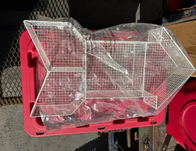Arrow wire wall shelf - new , View more