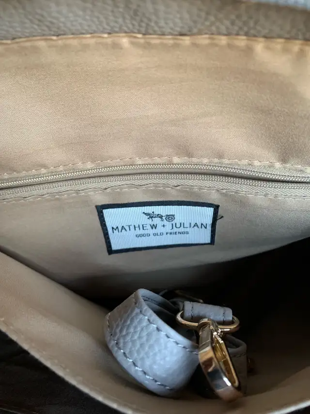 Brand new beautiful purse/handbag in Women's - Bags & Wallets in Barrie - Image 5