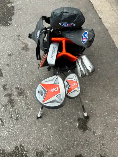 Barely used, like brand new set of US Kids Golf 51 inch left handed golf club set. Includes 5 clubs...