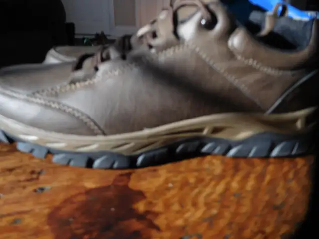 New casual sport shoes in Men's Shoes in Oshawa / Durham Region - Image 3