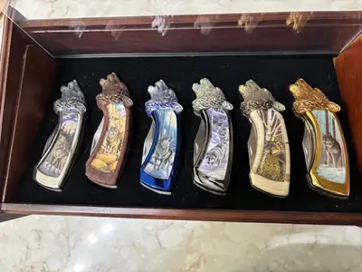 Franklin Mint Wolf Collector Knife Set w/display case, View more
