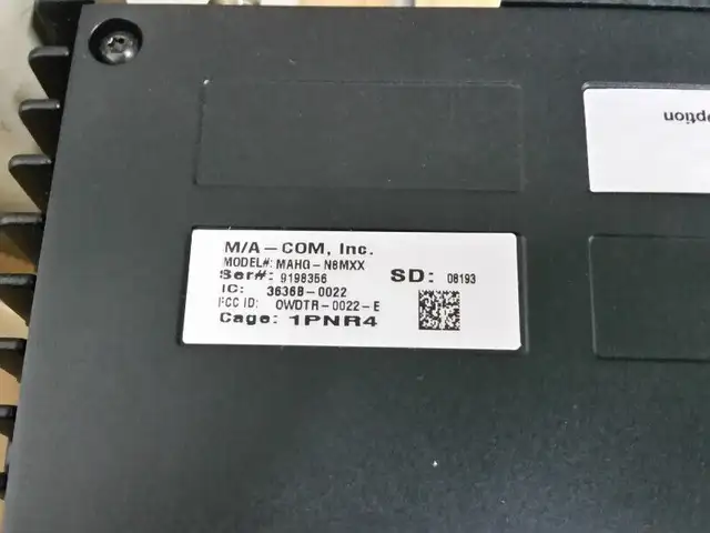 Harris MA/COM M7100 IP Mobile Radio MAHG-N8MXX NEW in box with a in Other in City of Montréal - Image 3