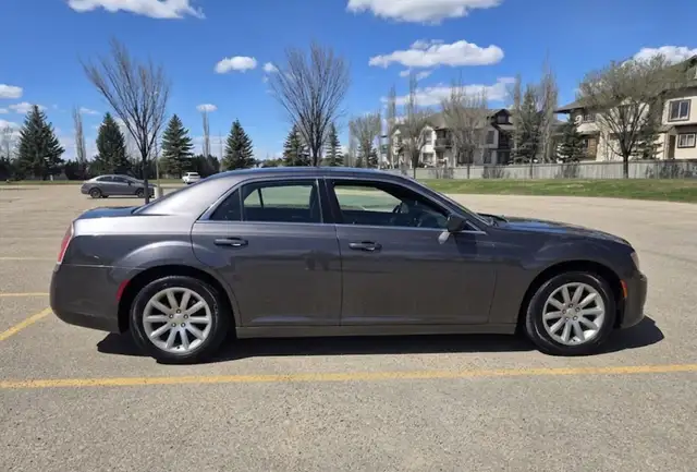 2014 CHRYSLER 300523046096439224325