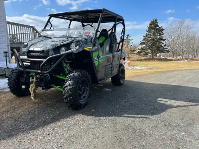 2019 Kawasaki 4 seater with only 1500kms bike is in good shape wench roof and little windshield. Not...