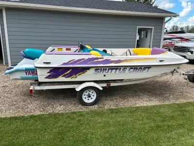 1995 Yamaha 700, with shuttle craft. Hours unknown, but runs good. Located at Seba Beach, let me kno...