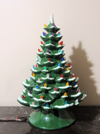 RARE Vintage 1960s Mid Century Modern Arnels White Ceramic Christmas Tree  19