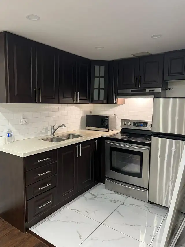 Private Room for rent in Mississauga heartland immediate in Room Rentals & Roommates in Mississauga / Peel Region - Image 3