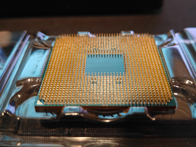 AMD Ryzen 5 3600X 3.8GHz 6Core 12Thr 32M Socket AM4 CPU in System Components in Oshawa / Durham Region - Image 3