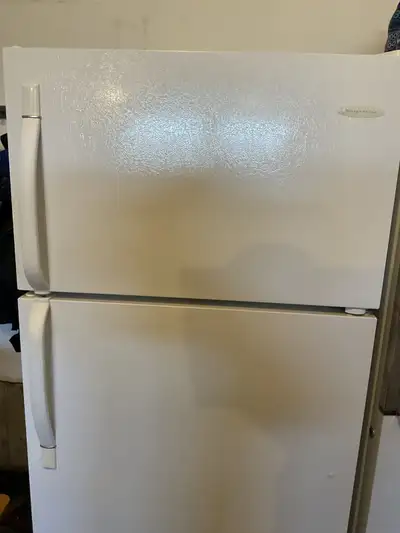 Réfrigérateur marque Frigidaire, View more