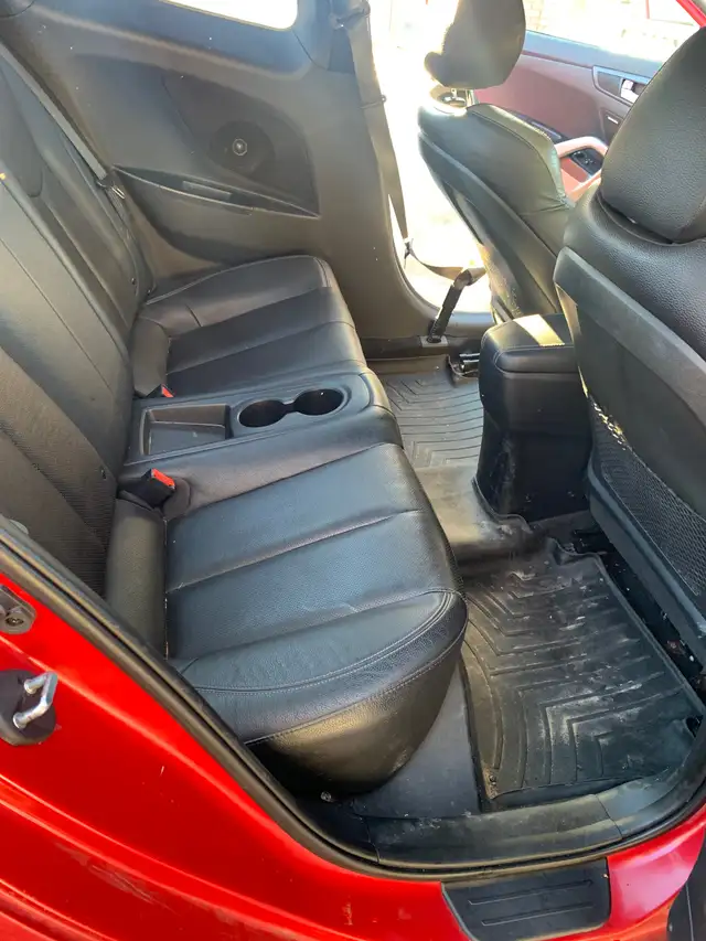 Hyundai Veloster 2016 turbo manuelle in Cars & Trucks in Shawinigan - Image 7