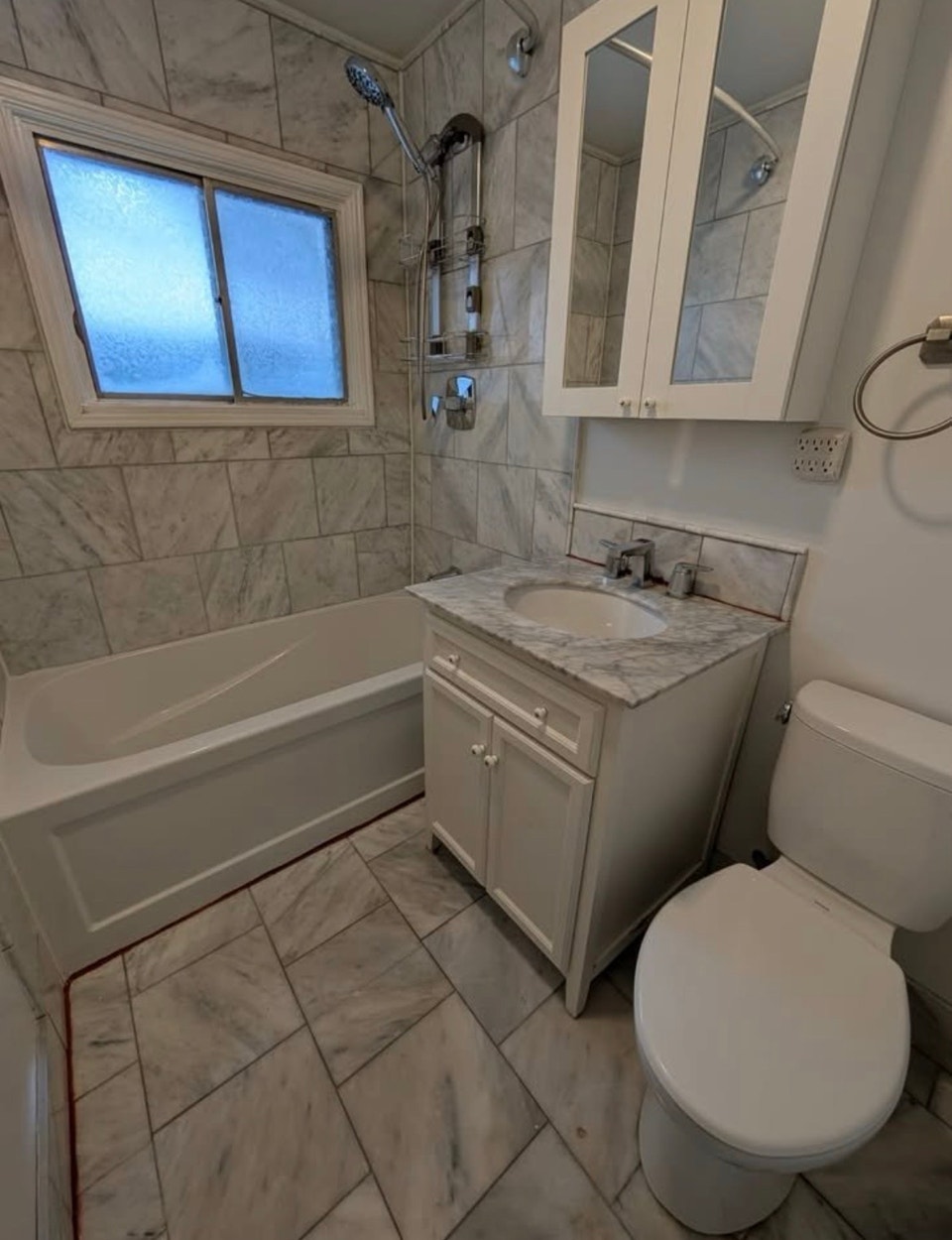 3 Bed 2 Bath - Whole House 2