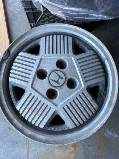 Honda Aluminum Rims 14” 5 1/2-JJx14 Only have TWO. Older 14” Honda aluminum rims. Price per rim. PU...