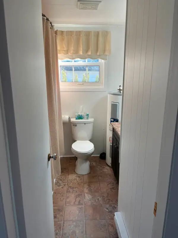 Waterfront cottage for rent in Miramichi in New Brunswick in Canada - Image 11