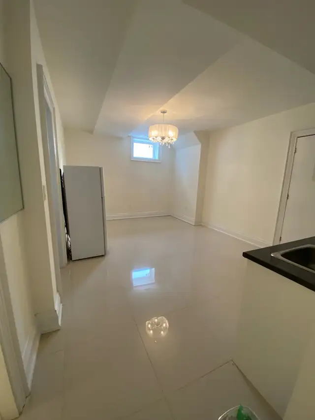Elite Class One Bedroom Apartment For Rent 62863750951298124