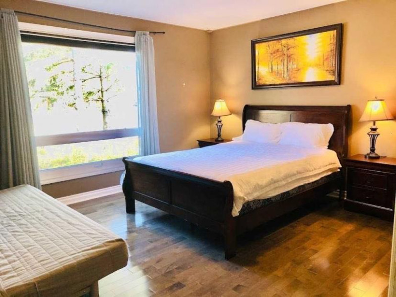 Stouffville Detached House Suites Subletting w/parkings Long Term