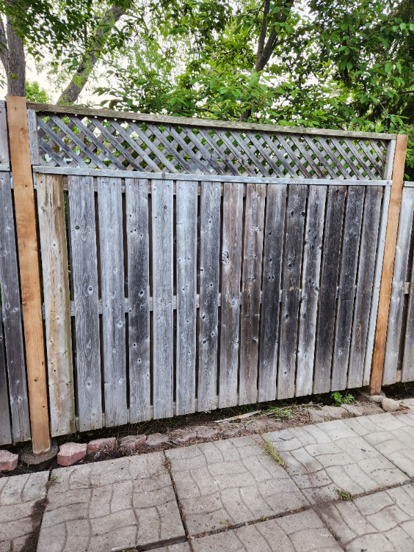 Fence POST repair/Replacement in Fence, Deck, Railing & Siding in Ottawa - Image 2