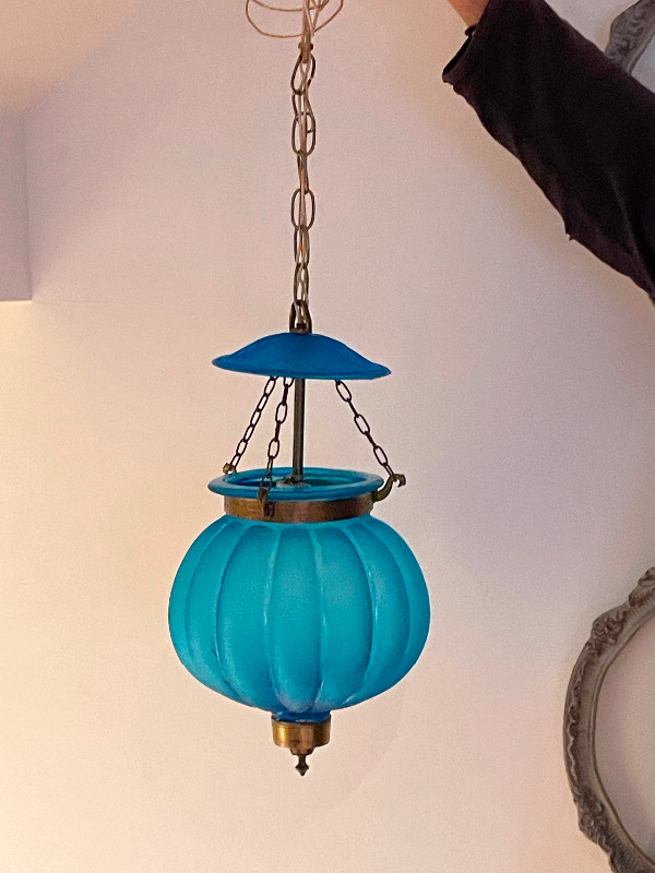 Turquoise melon lamp / Lampe suspendue en forme de melon dans Éclairage intérieur et plafonniers  à Ouest de l’Île