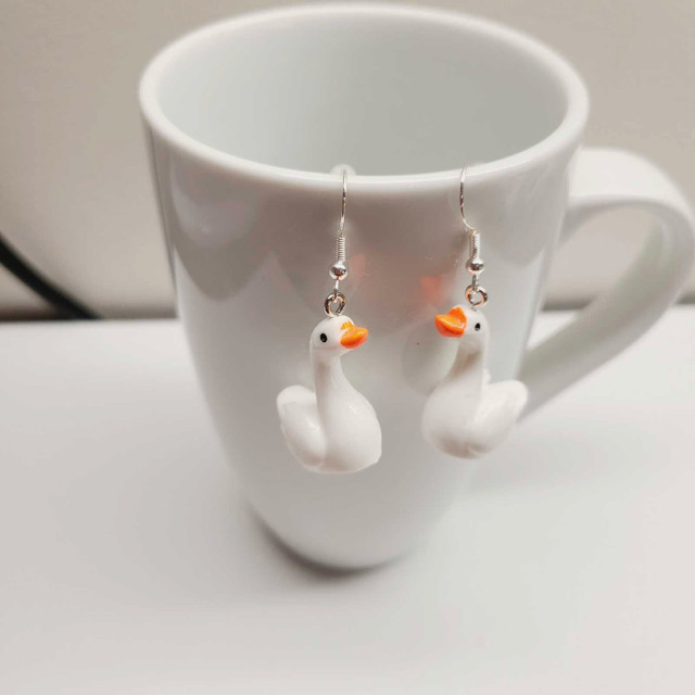 Swan Earrings  in Jewellery & Watches in Belleville - Image 2