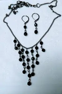 Vintage Beaded Necklace Earring Set w Swarovski Beads