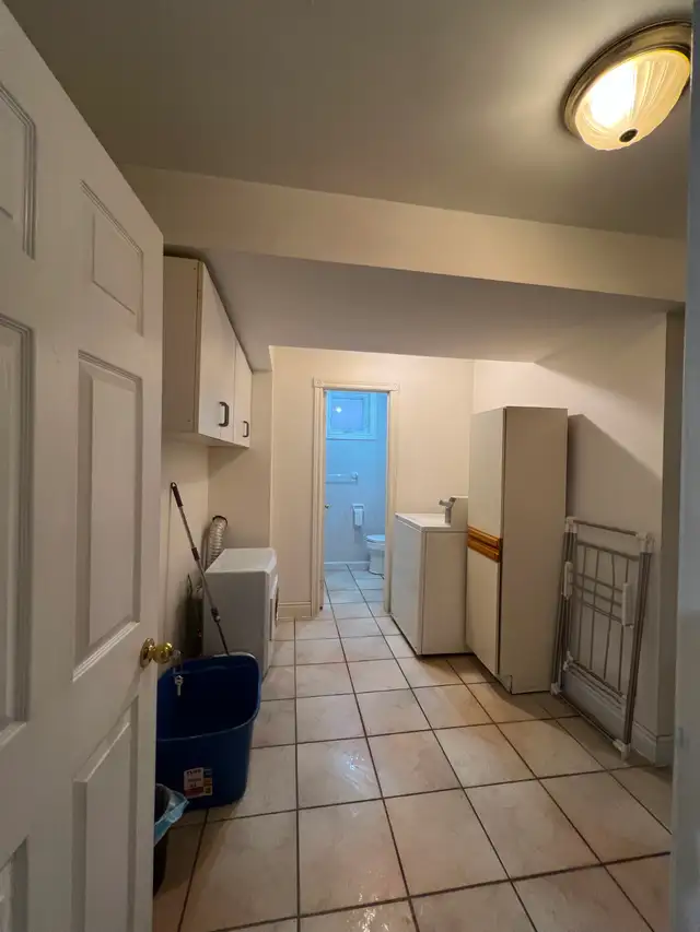 Yonge /Steeles 1 bedroom /3 bedrooms, for rent in Room Rentals & Roommates in Markham / York Region - Image 13