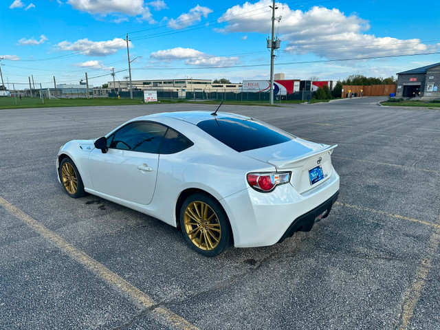 2013 Scion Fr-s Manual in Cars & Trucks in Brantford - Image 4