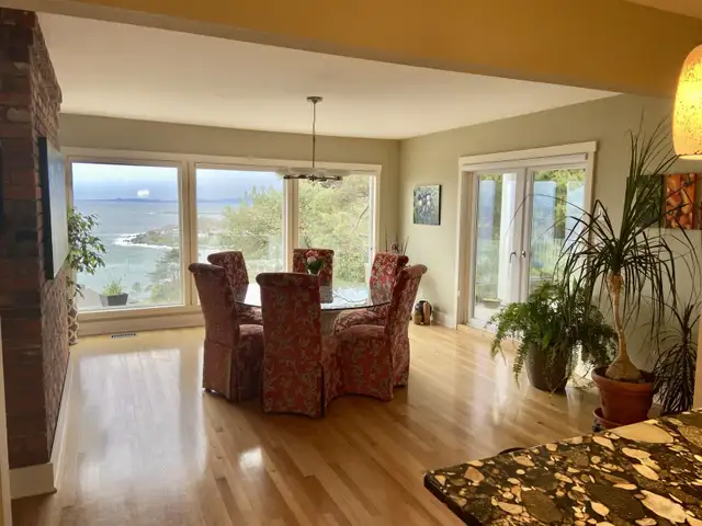 Victoria - oak bay - house with amazing views  in British Columbia in Canada - Image 5