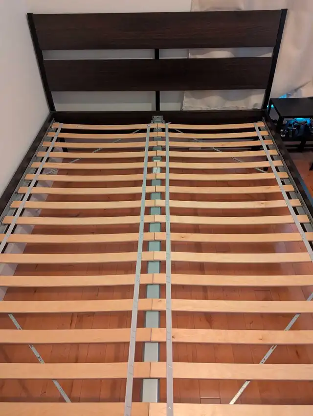 Queen bed/lit mattress/matelas63347538980355121
