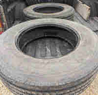 255/80/22.5 RV tires