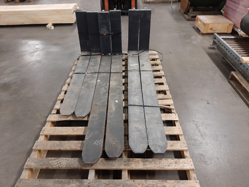 Cascade Forklift Forks Brand new surplus! Heavy Equipment Parts & Accessories Kitchener