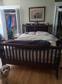 Bed Frame, matress and boxspring - Queen