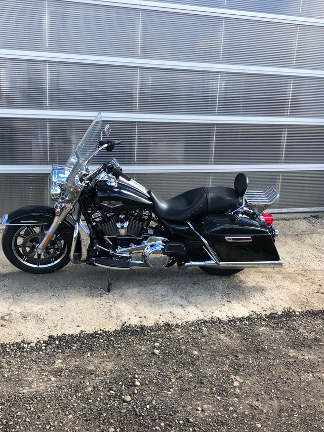2018 Road King in Touring in Red Deer - Image 4