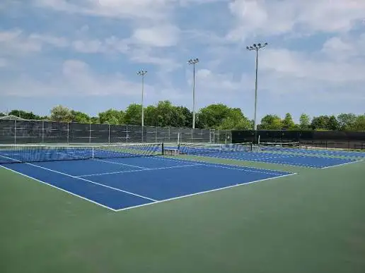 tennis hitting partner