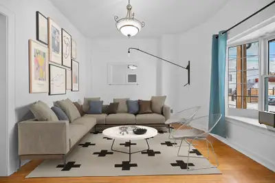 1 BED 1 BATH - INSUITE LAUNDRY - PRIVATE PARKING