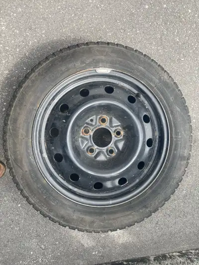 4 - Mirage 205/55R16 tires, manufactured in 2021, are mounted on steel rims and are in good, pre-own...