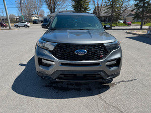 2022 Ford Explorer Oui