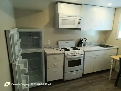 Privat Basement Suit for Rent